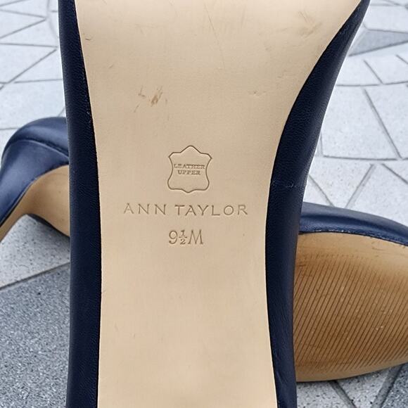 Ann Taylor Classic Round Toe Leather Pumps Heels 9.5 - Picture 6 of 9